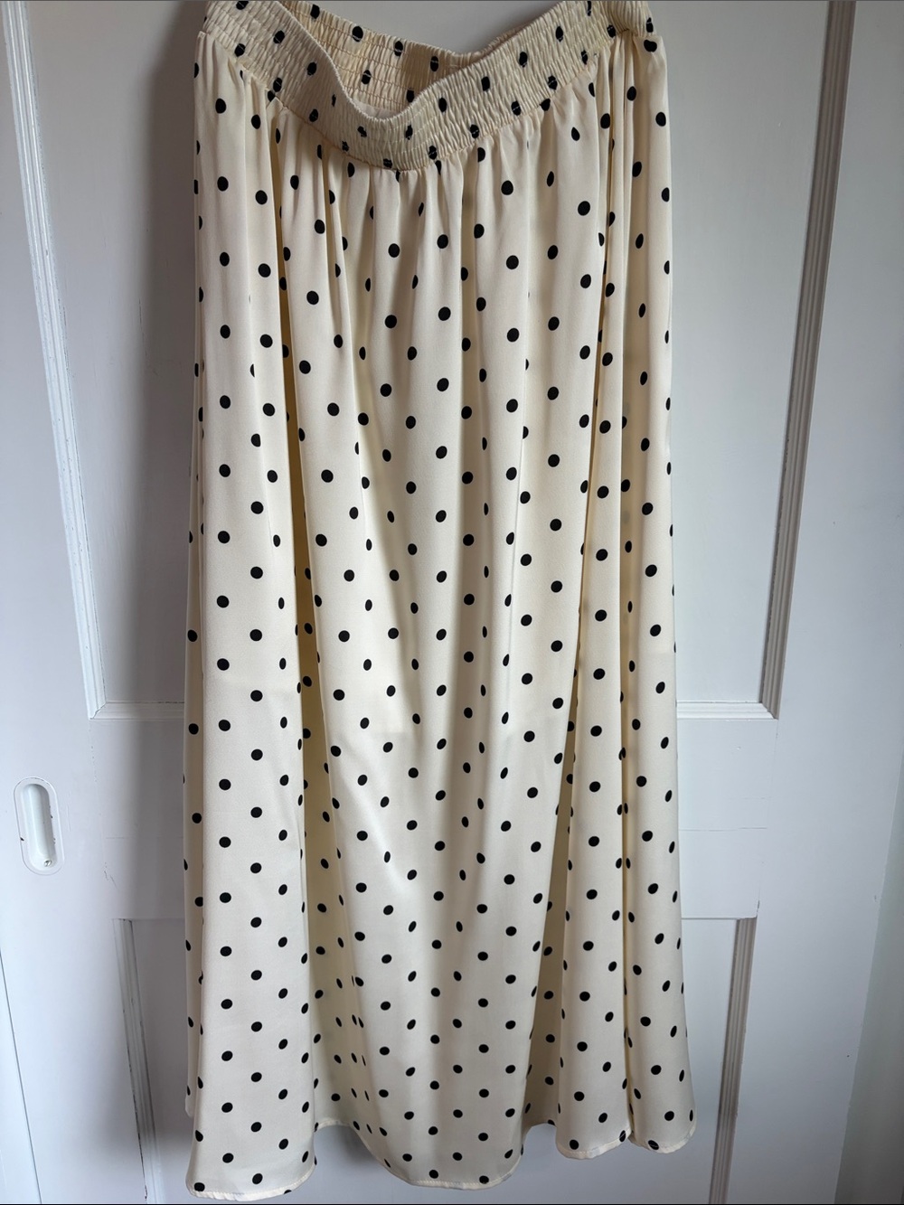 Commense Two-Piece Set - Cream with Black Polka Dots - Picture 9 of 12